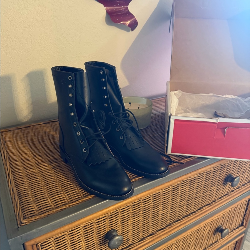 Black Lace-Up Roper boots Justin - Picture 3 of 7